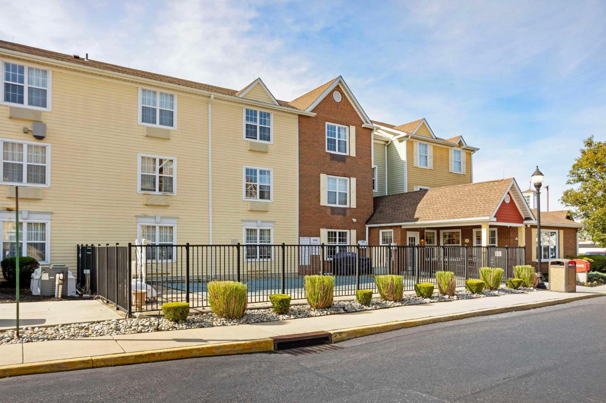 Mainstay Suites Mt Laurel - Philadelphia Mount Laurel Buitenkant foto